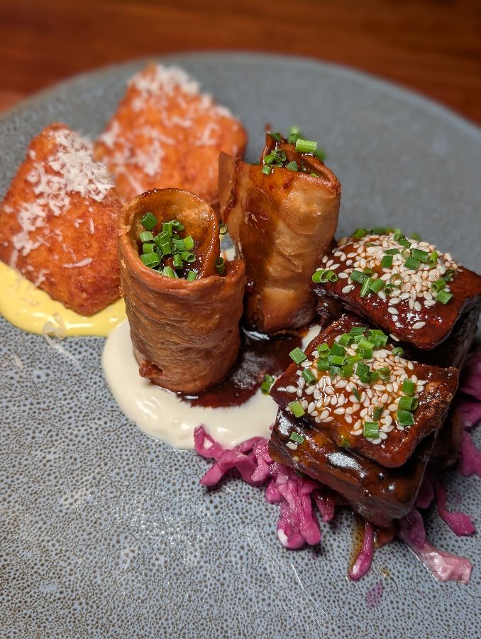 윤기가 흐르는 돼지갈비