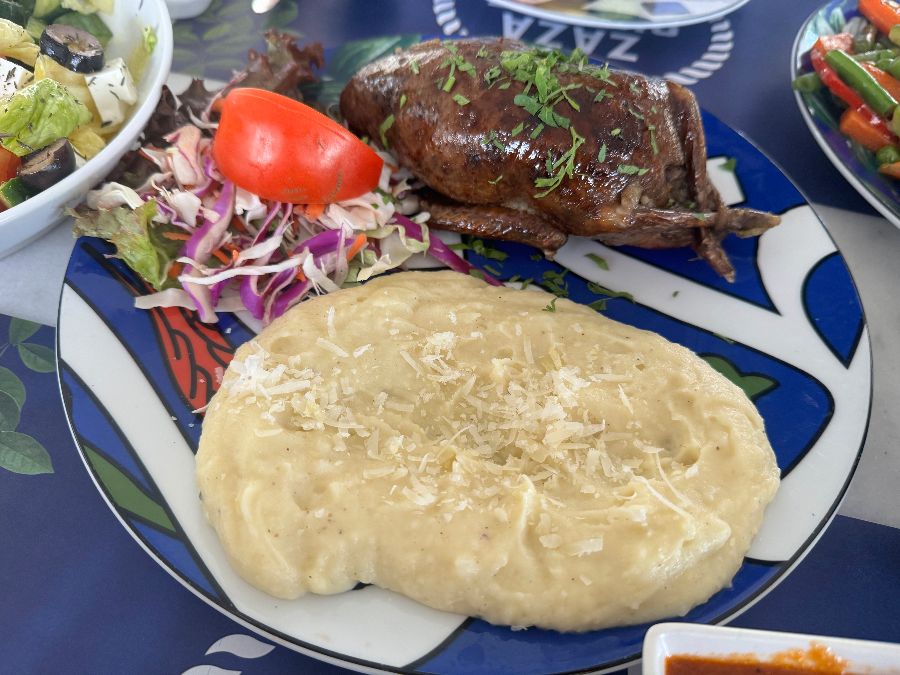 Stuffed pigeon (비둘기 요리)