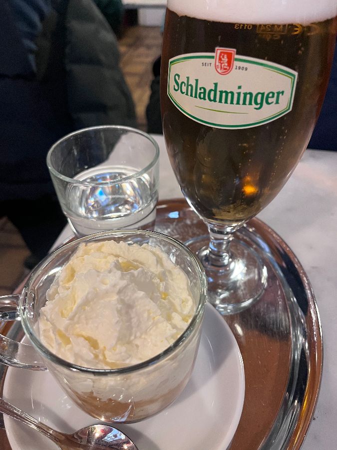 아펠슈트루델, 아인슈페너, 물