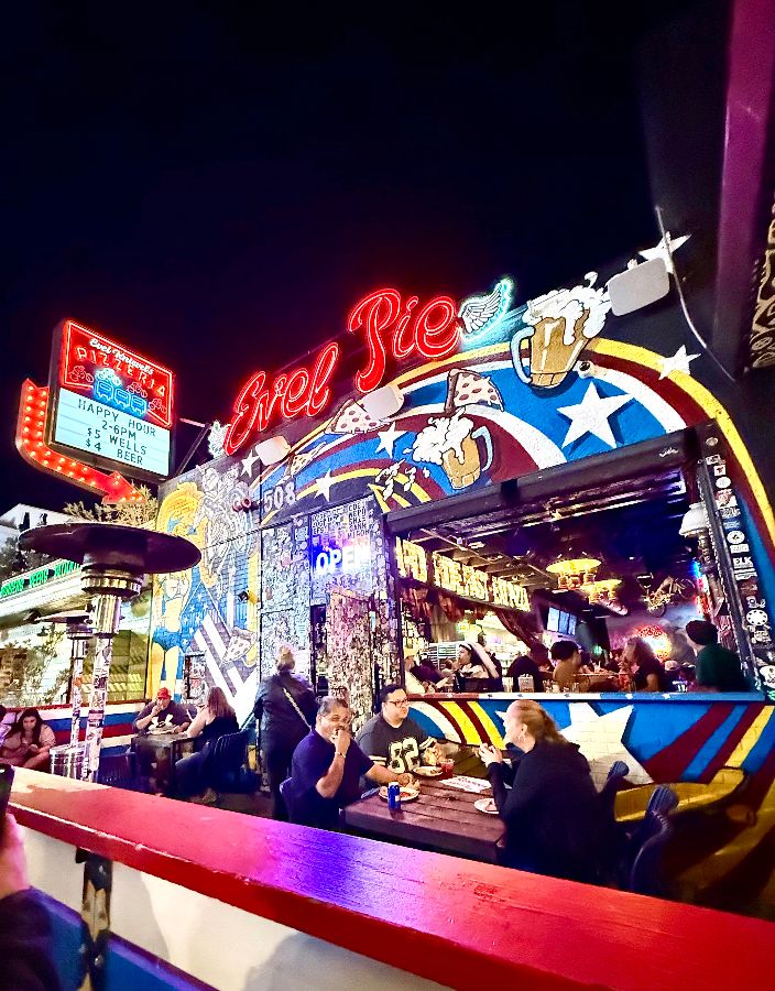 Evel Pie 외부 전경