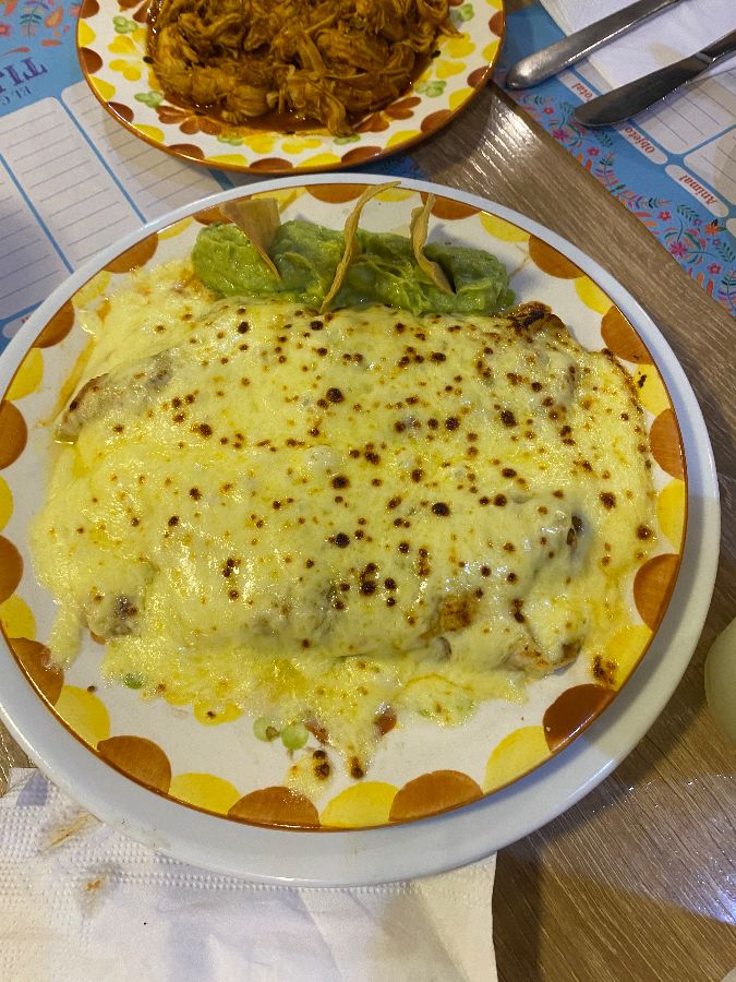 치킨 부리또와 칠라킬레스