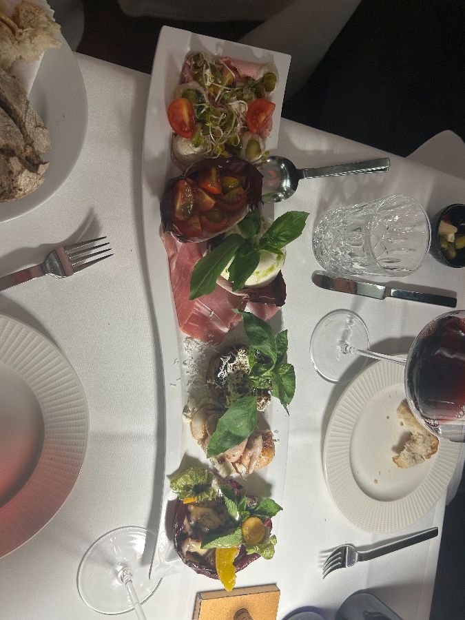 먹음직스러운 양고기 요리