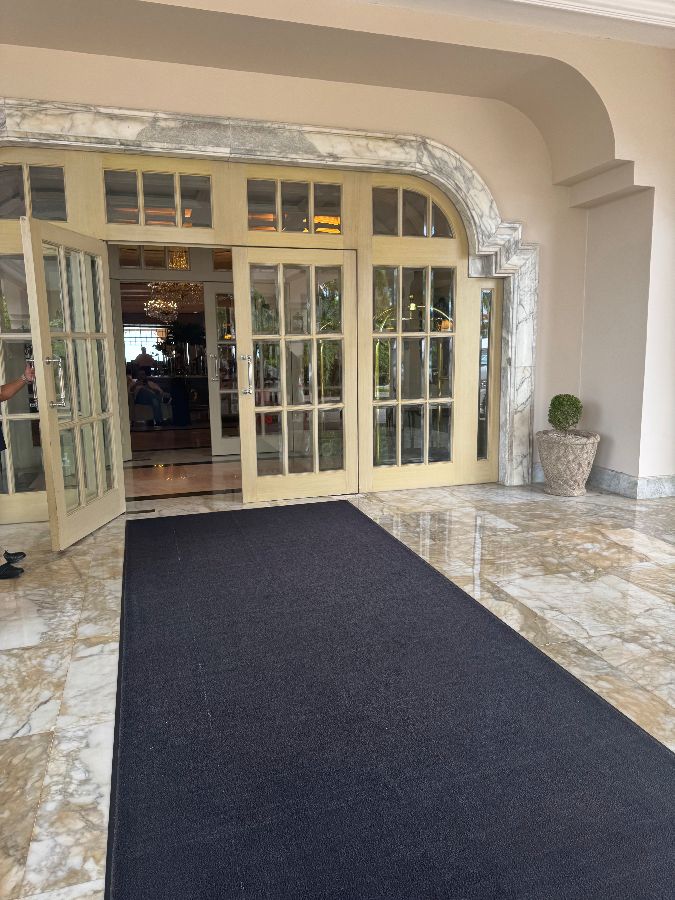 카페 내부 전경