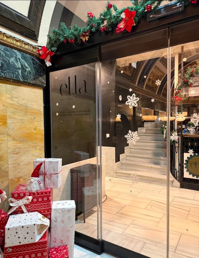 Ella Sky Bar 테이블