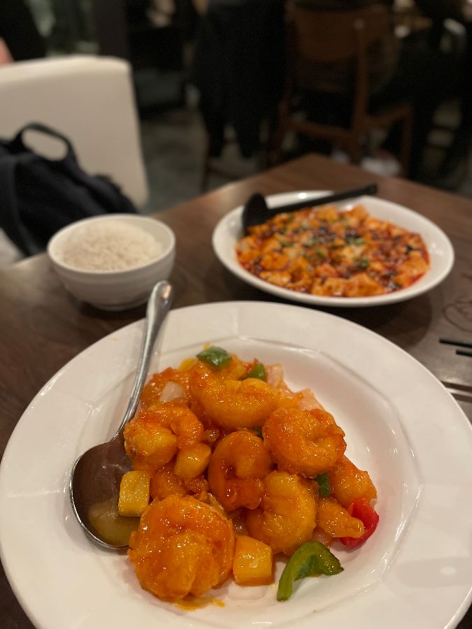 식당 내부 인테리어