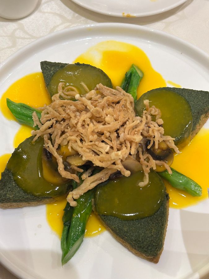 고급스러운 플레이팅