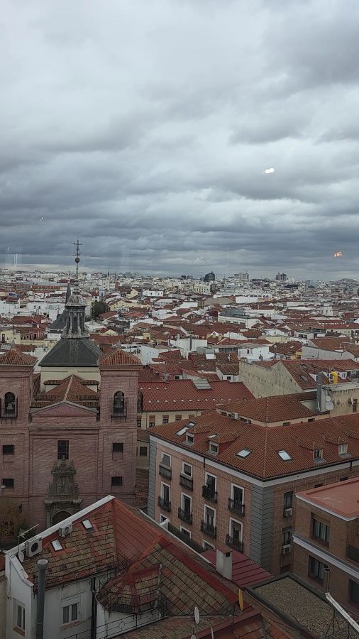 Ella Sky Bar에서의 즐거운 시간