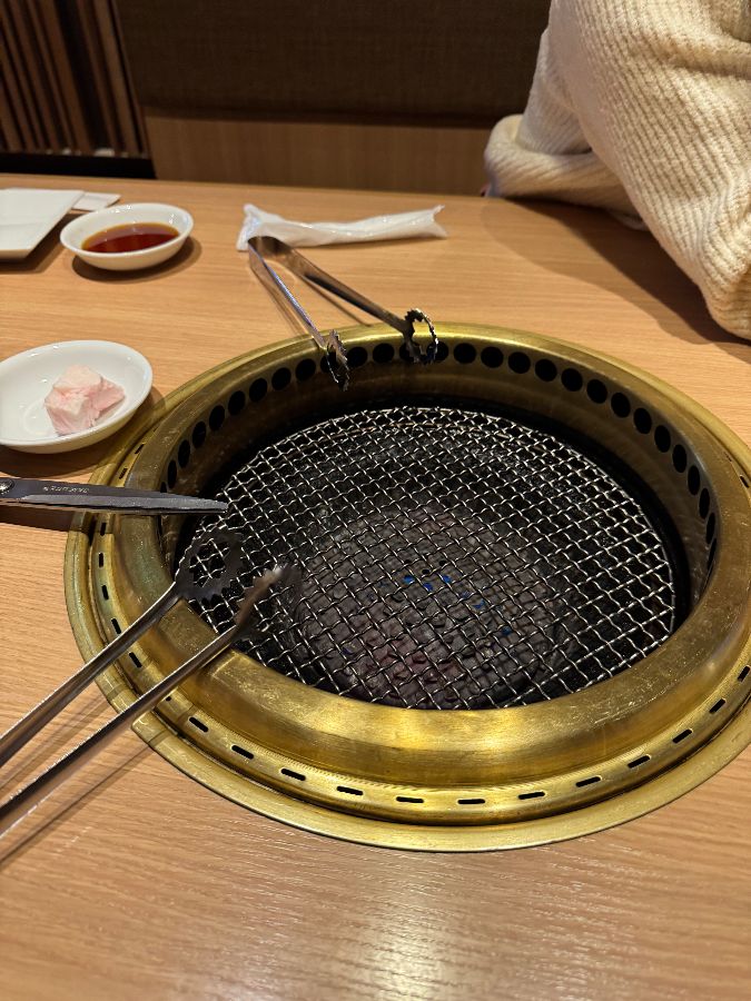 다양한 소고기 부위가 담긴 플레이트