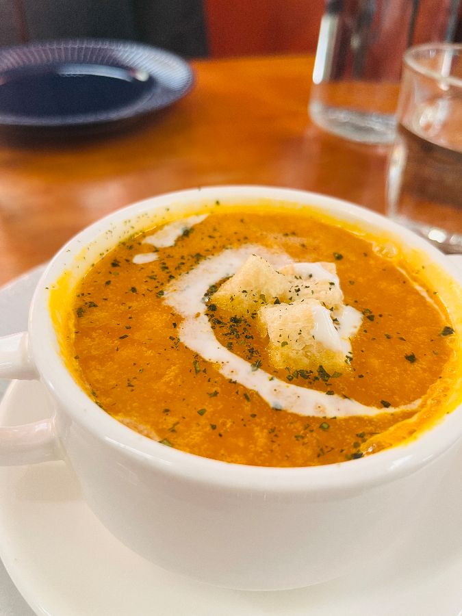 C.C. Pizza 내부 모습