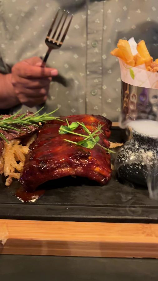 다양한 소스와 곁들임