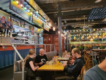 맨체스터 맛집 터틀 베이, 카리브해의 열정이 살아 숨 쉬는 특별한 미식 경험