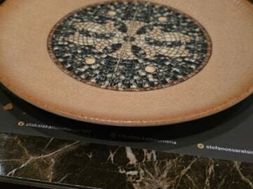 살로니키의 밤, Saratsis에서 펼쳐지는 육즙 가득한 미식의 향연