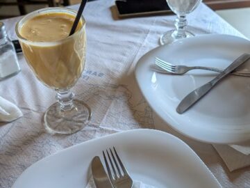 산토리니의 숨겨진 맛집, 자이푸르 팰리스에서 펼쳐지는 황홀한 인도 미식 서사