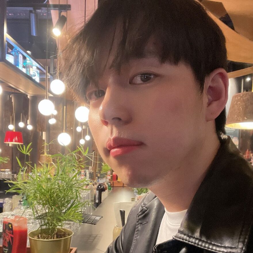 베를린 맛집 BRLO 브루하우스: 맥주와 함께 피어나는 도시의 밤