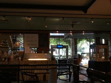 발리 쿠타 해변의 달콤한 유혹, 발리 베이커리 꾸따의 맛집 서사