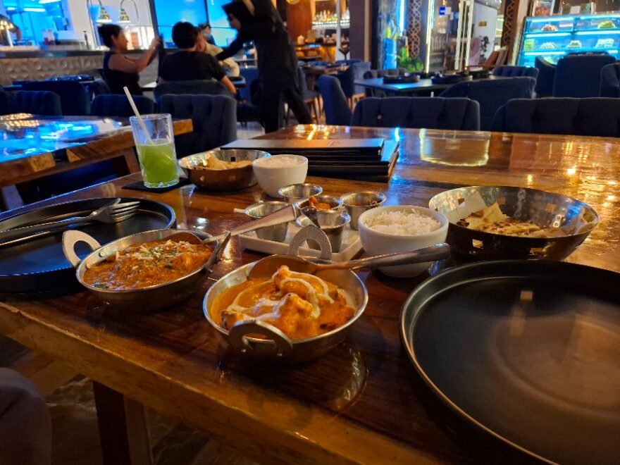 칸쿤의 숨겨진 보석, 파트라발리: 미식의 황홀경을 선사하는 인도 맛집