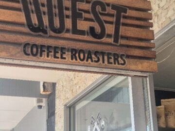 Burleigh의 숨겨진 보석, Quest Coffee Roasters: 진정한 커피 장인의 손길로 빚어낸 우리 동네 맛집 이야기
