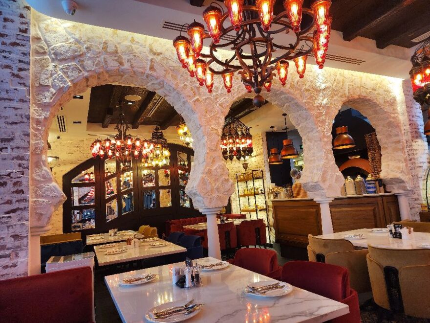 쿠알라룸푸르에서 만나는 특별한 맛, 타르부시 레스토랑에서 펼쳐지는 중동 미식 여행