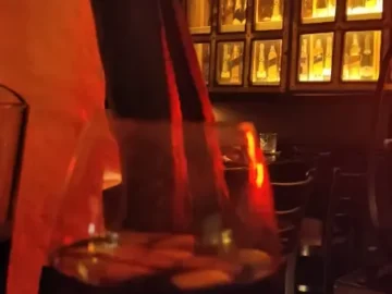 카이로에서 만나는 숨겨진 유럽풍 맛집, Cairo Cellar의 특별한 밤