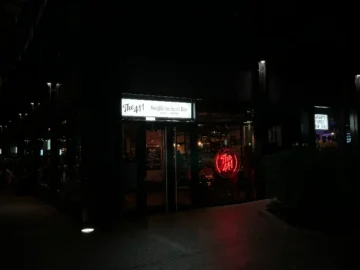 런던 밤의 활기, 411 London에서 맛보는 다채로운 미식 경험