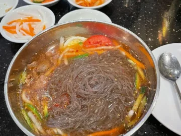 추억을 맛보다, 토론토 맛집 ‘서울관’에서 즐기는 잊지 못할 한식 여정