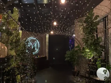 쿠알라룸푸르의 숨겨진 야경 명소, 만트라 루프탑 바에서 맛있는 추억 만들기