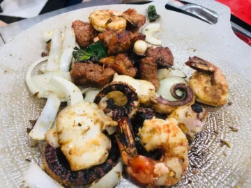 하노이 골목길 숨은 보석, 타이닷에서 만나는 로컬 BBQ 맛집 탐험기