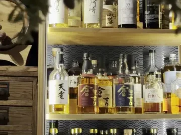 스톡홀름의 숨겨진 위스키 맛집, 쁘띠 메종에서 즐기는 황홀경