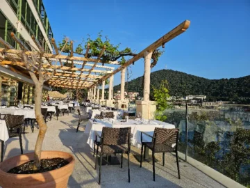 두브로브니크 석양 아래 펼쳐지는 미식 경험, Restaurant More에서 만나는 라파드 지역 맛집