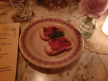 오사카 신사이바시에서 만나는 시간여행, 금주령 시대 컨셉의 특별한 바 맛집