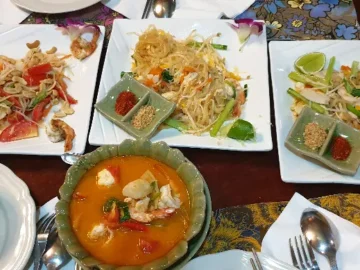 끄라비 향토 음식의 깊은 매력, 끄라비타운 맛집 기행