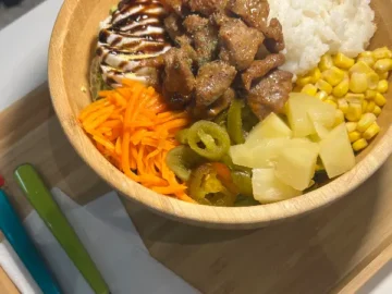 프라하 한식 오아시스, 샐러드밥에서 맛보는 정겨운 고향의 맛