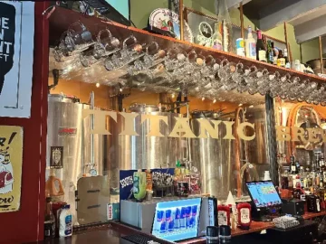 마이애미 향토 맥주의 자부심, 타이타닉 브루잉 컴퍼니에서 맛보는 지역 맛집의 감동