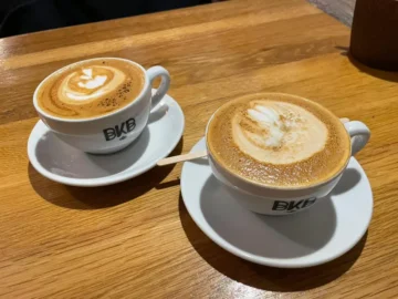 베르겐 숨은 커피 보석, BKB Kaffe에서 만나는 맛있는 추억 여행