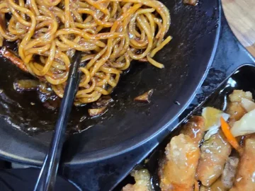 추억을 맛보는 시간, 용인 홍콩반점0410에서 만나는 짜릿한 중식 맛집 향연