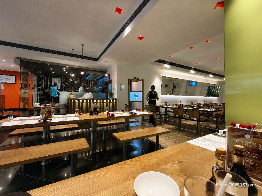 올 스터 프라이 내부 전경