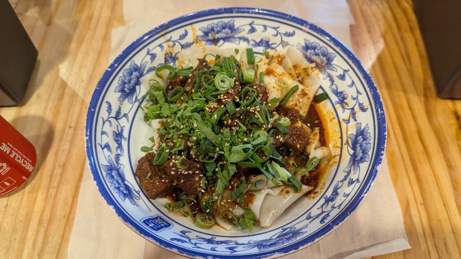 시그니처 소고기 누들 볼