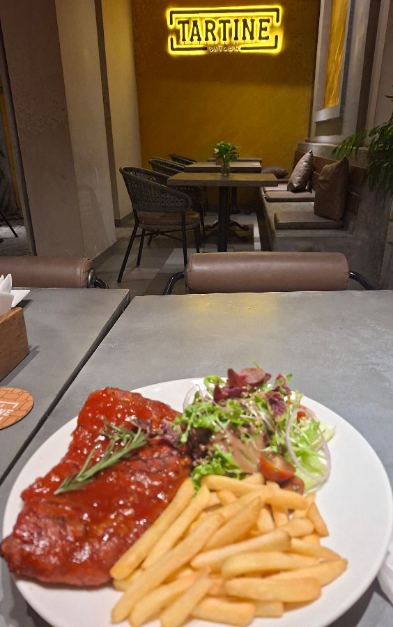 Tartine Saigon 메뉴