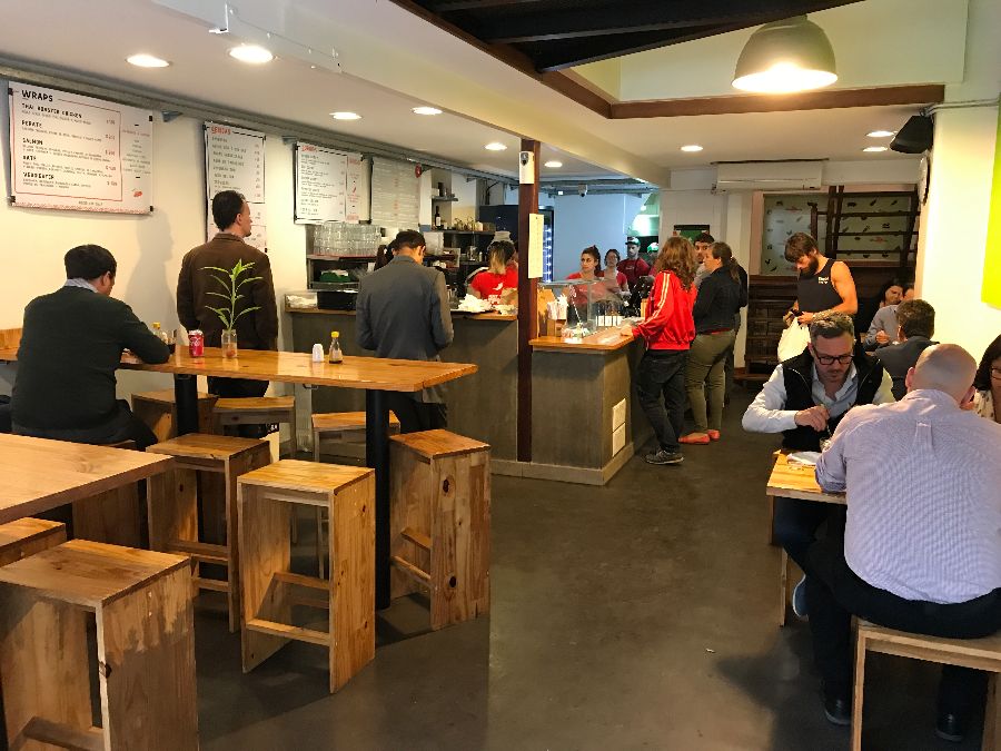 Green Curry 내부 모습