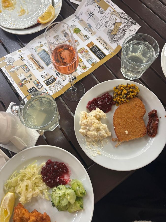 테이블 세팅 모습