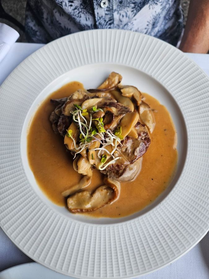 다채로운 스타터 모듬 플래터