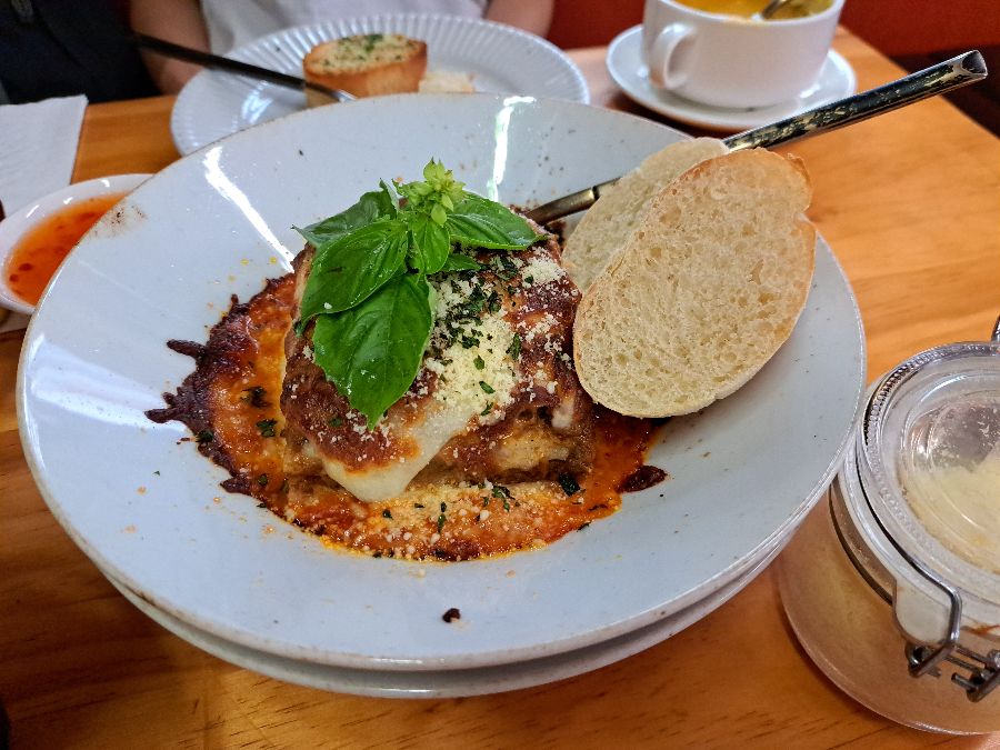 겉바속촉 엠파나다