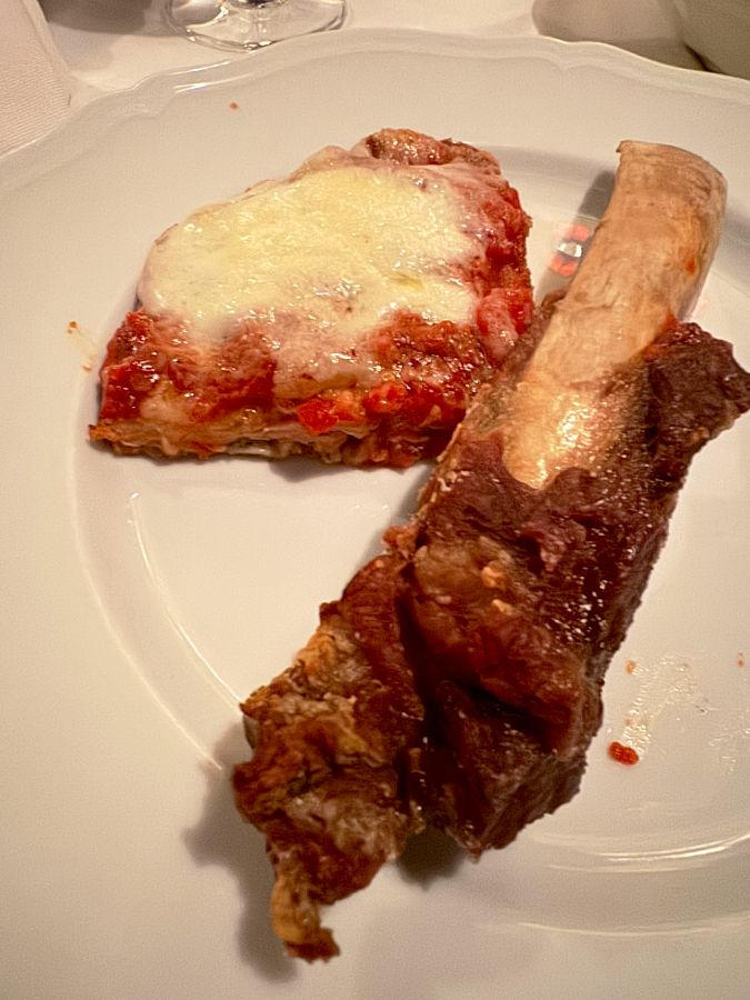 싱싱한 재료로 만든 샐러드