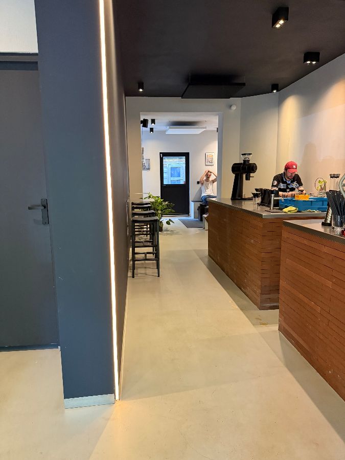 Elevate Coffee Lab의 내부 모습