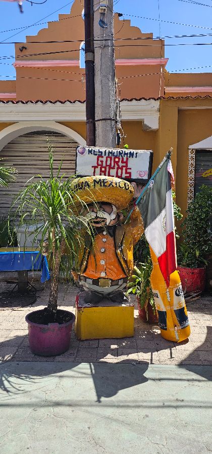 구루 타코 간판