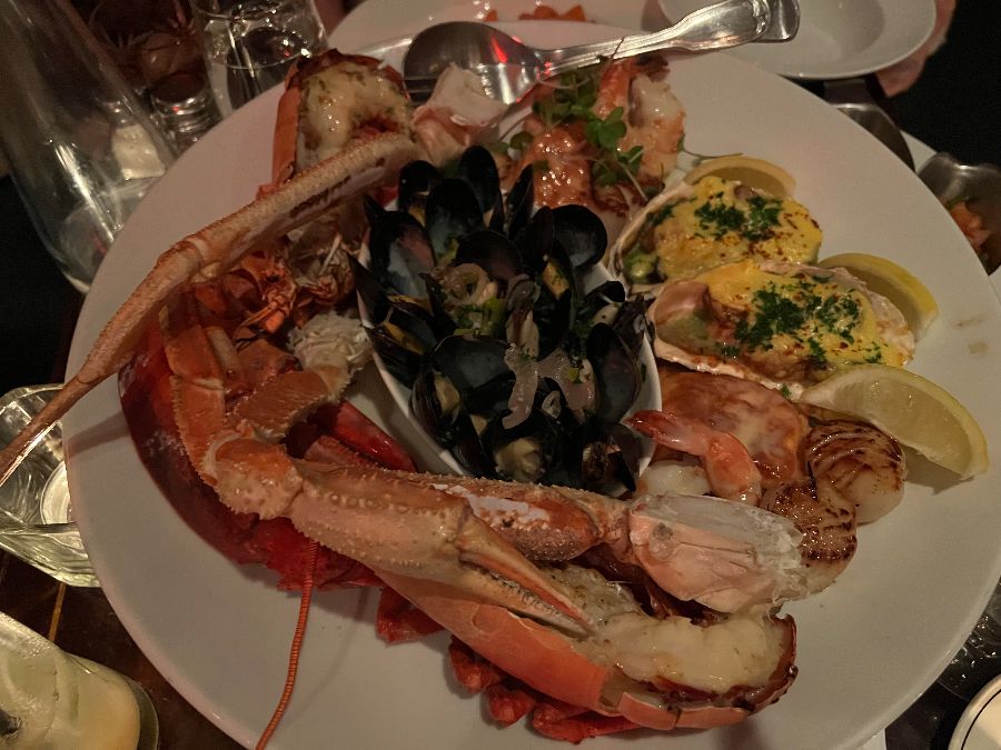 푸짐한 해산물 플래터
