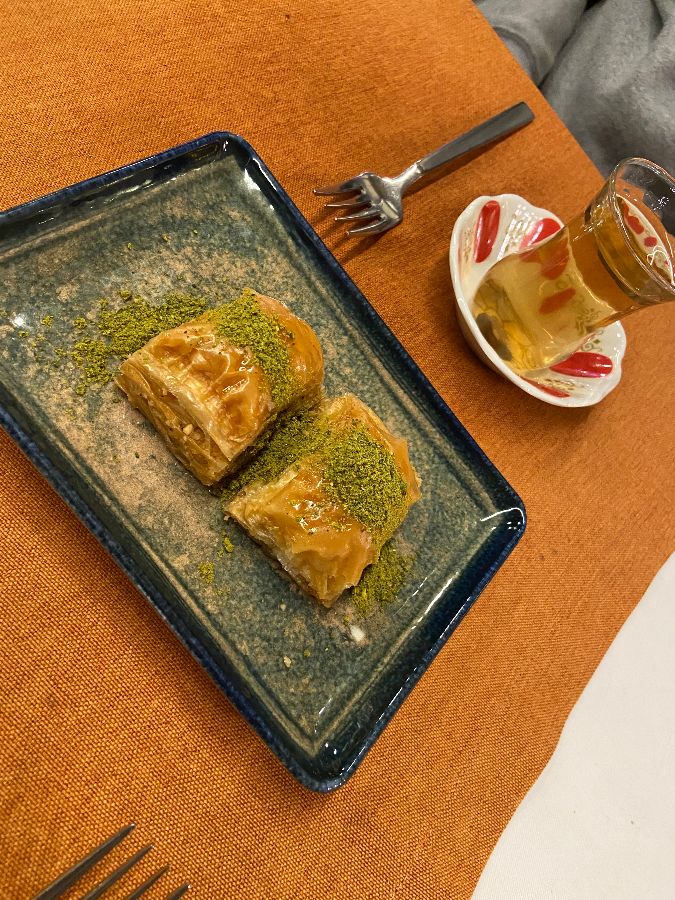 빵과 소스의 조화