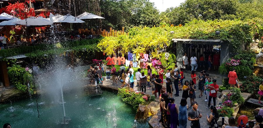 카페 내부 장식