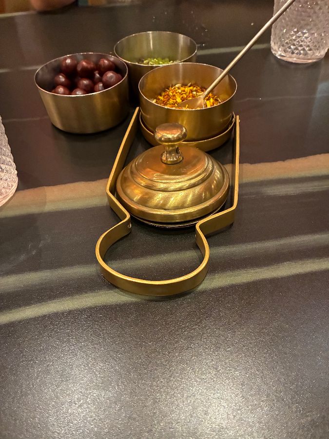 Nksha 레스토랑의 디저트 플레이팅