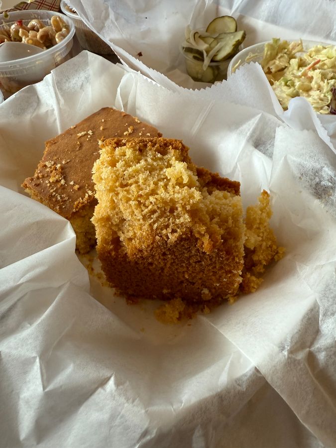 촉촉한 콘브레드